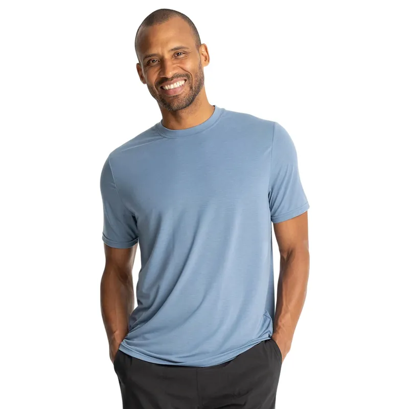Elevate Lightweight T-Shirt - Men‘s