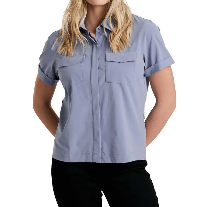 Vantage Travelr Short Sleeve Button Down Shirt - Women‘s