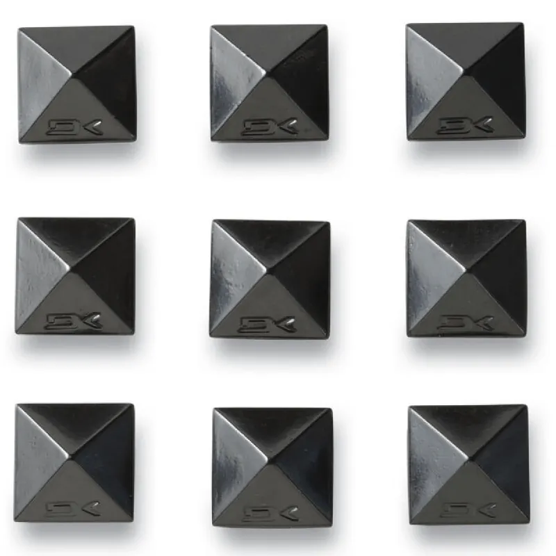 Pyramid Studs Snowboard Stomp Pad