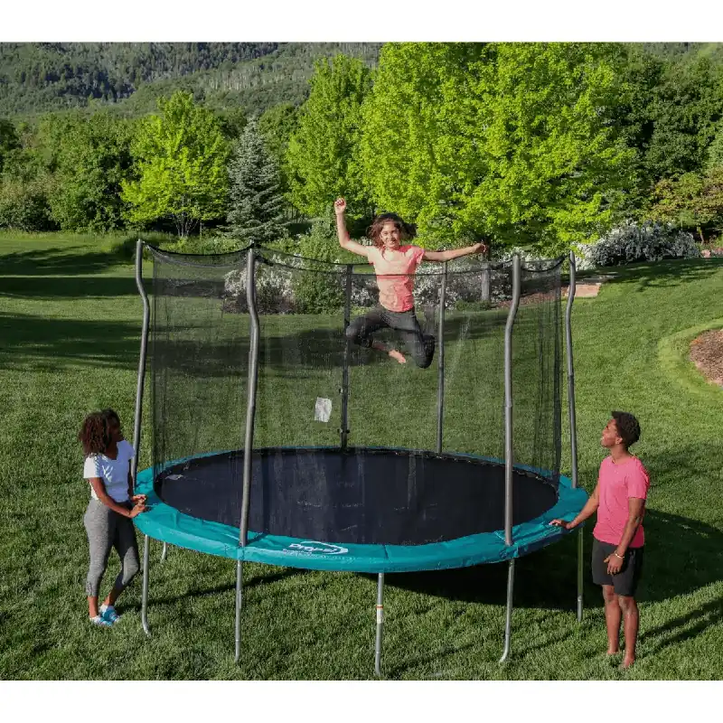 12‘ Trampoline w/ Enclosure