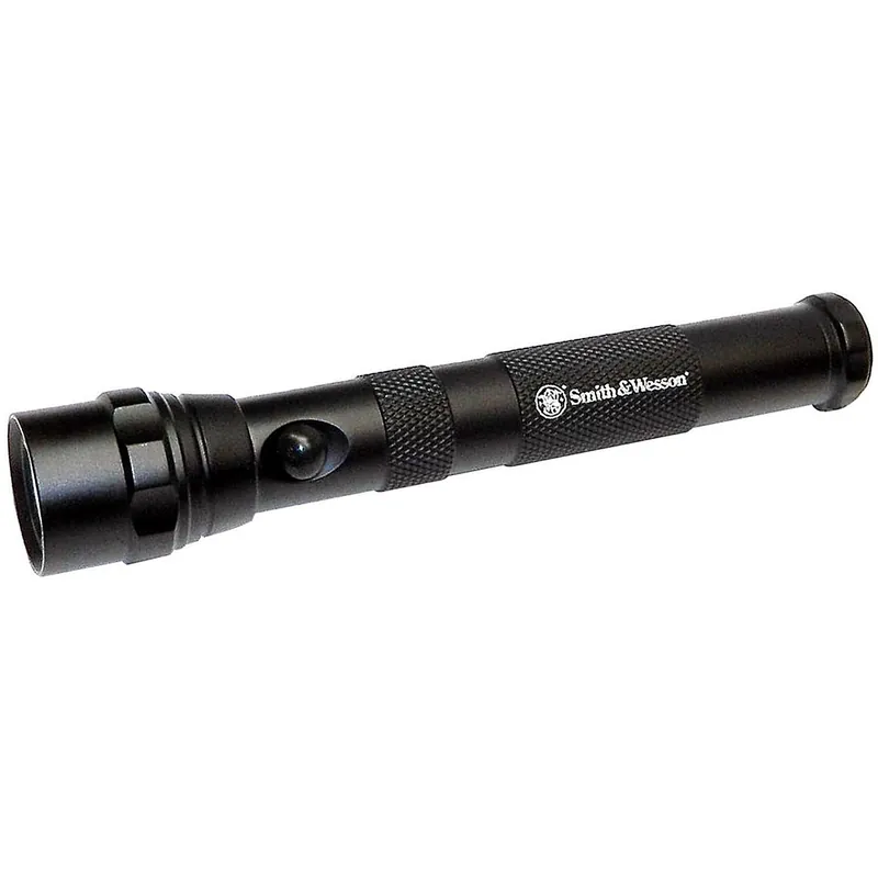 Smith & Wesson 5020 LED Flashlight (SW5020LBK) Flashlight