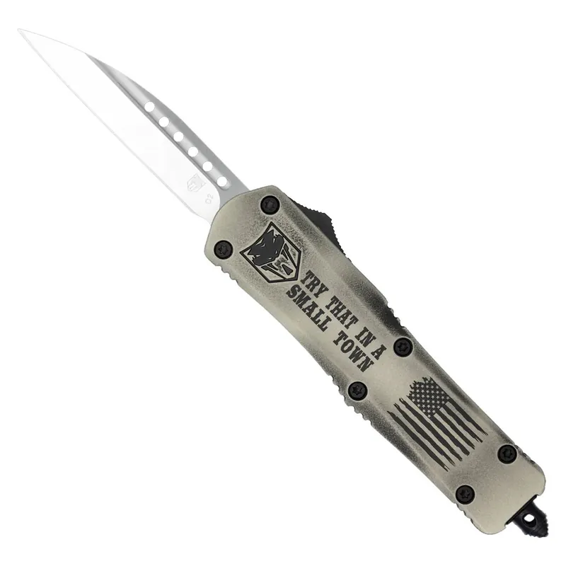 Cobratec Medium F3-3 "Try That In A Small Town" Wharncliffe