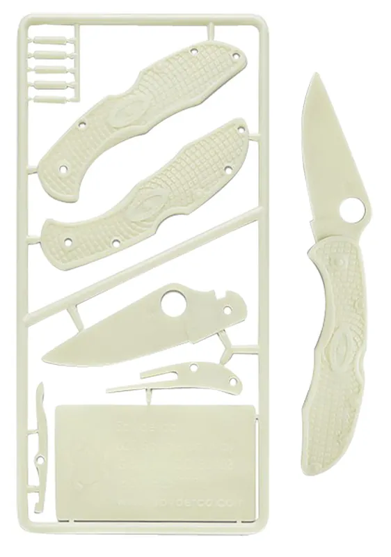 Spyderco Delica 4 Glow-in-the-Dark Youth Plastic Kit