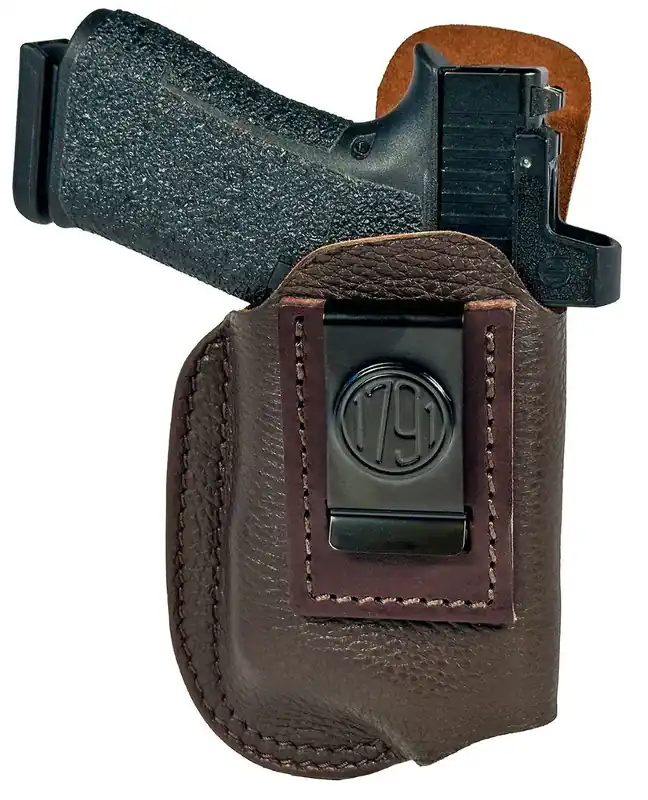 1791 Gunleather Fair Chase Light Bearing IWB Holster Size 03 RH Brown Leather ORLBFCD3BRWR